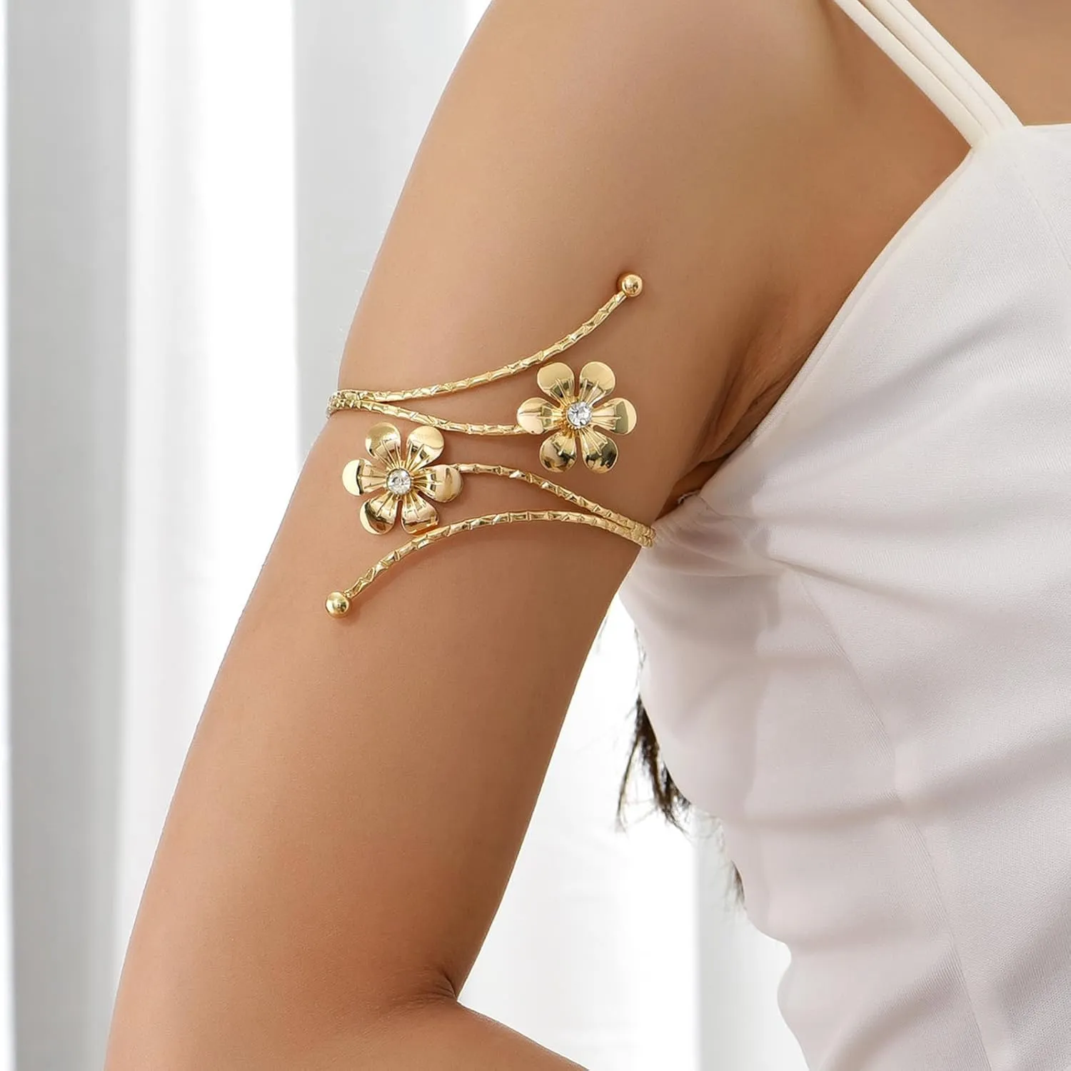 Arm Cuff Gold Arm Cuff Upper Arm Jewelry Gold Cuff Bracelets for Women Chunky Armband Jewelry Trendy Summer Beach Essentials