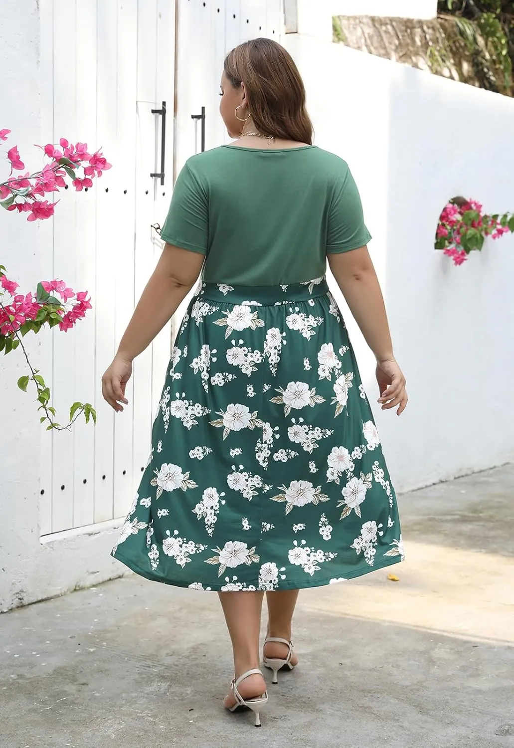 Celkuser Plus Size Short Sleeve Boho Midi Dress Casual Floral Dress with Pockets Elastic Waist for Curvy Women
