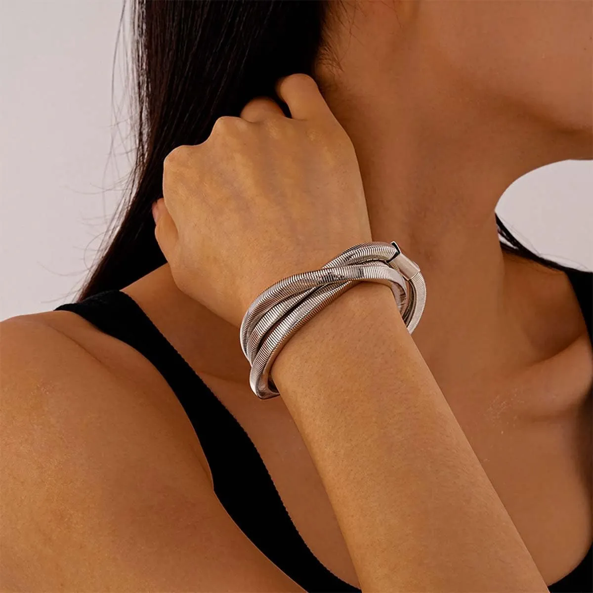 Chunky Gold Bangle Bracelets for Women Stacking Cuffs Snake Bracelets Wide Hammered Bangle Statement Jewelry