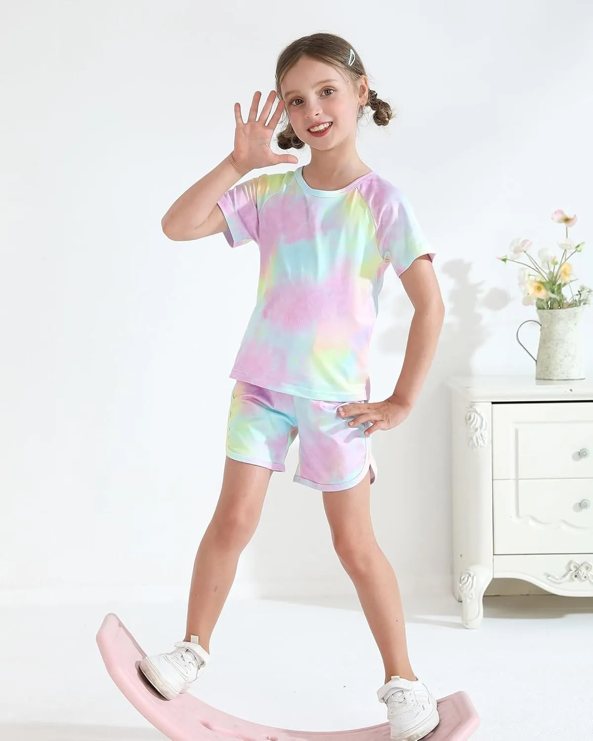 DISAUR Girls Summer Clothes 2 Piece Tie Dye Clothes for Girls T-Shirt and Shorts Set with Side Pockets 4-10 Years