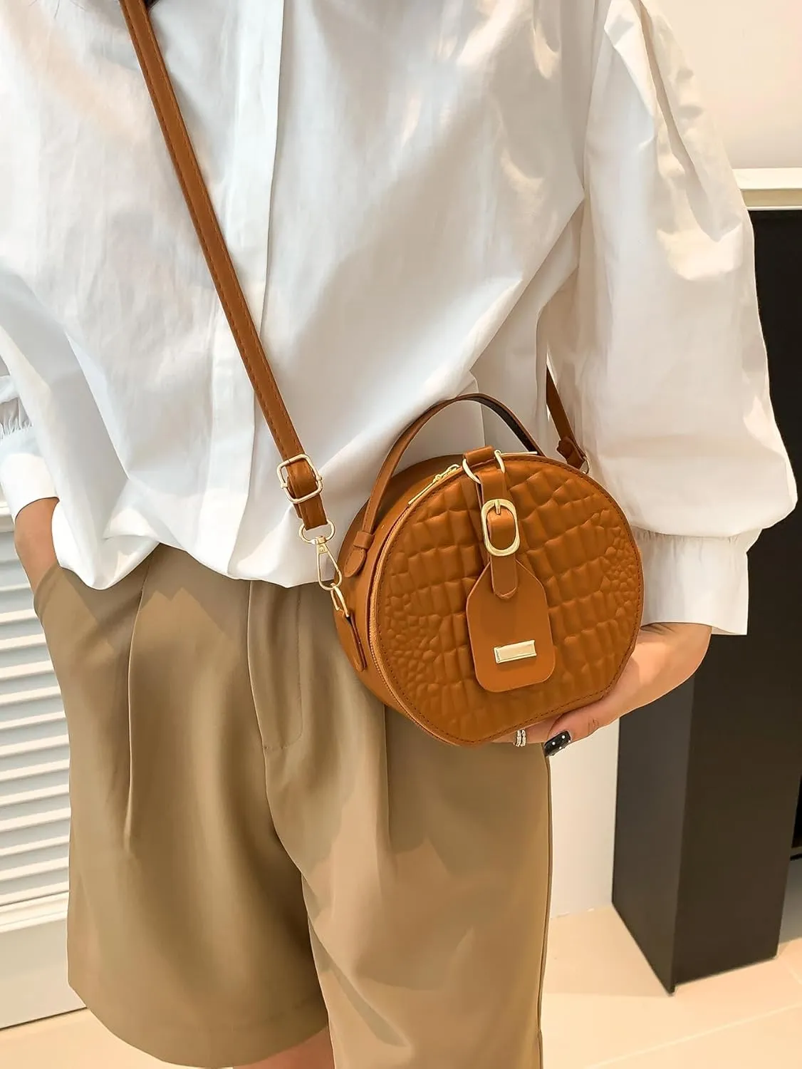 Floerns Women's Small Crossbody Bag Round Bag Crocodile Leather Circle Handbag