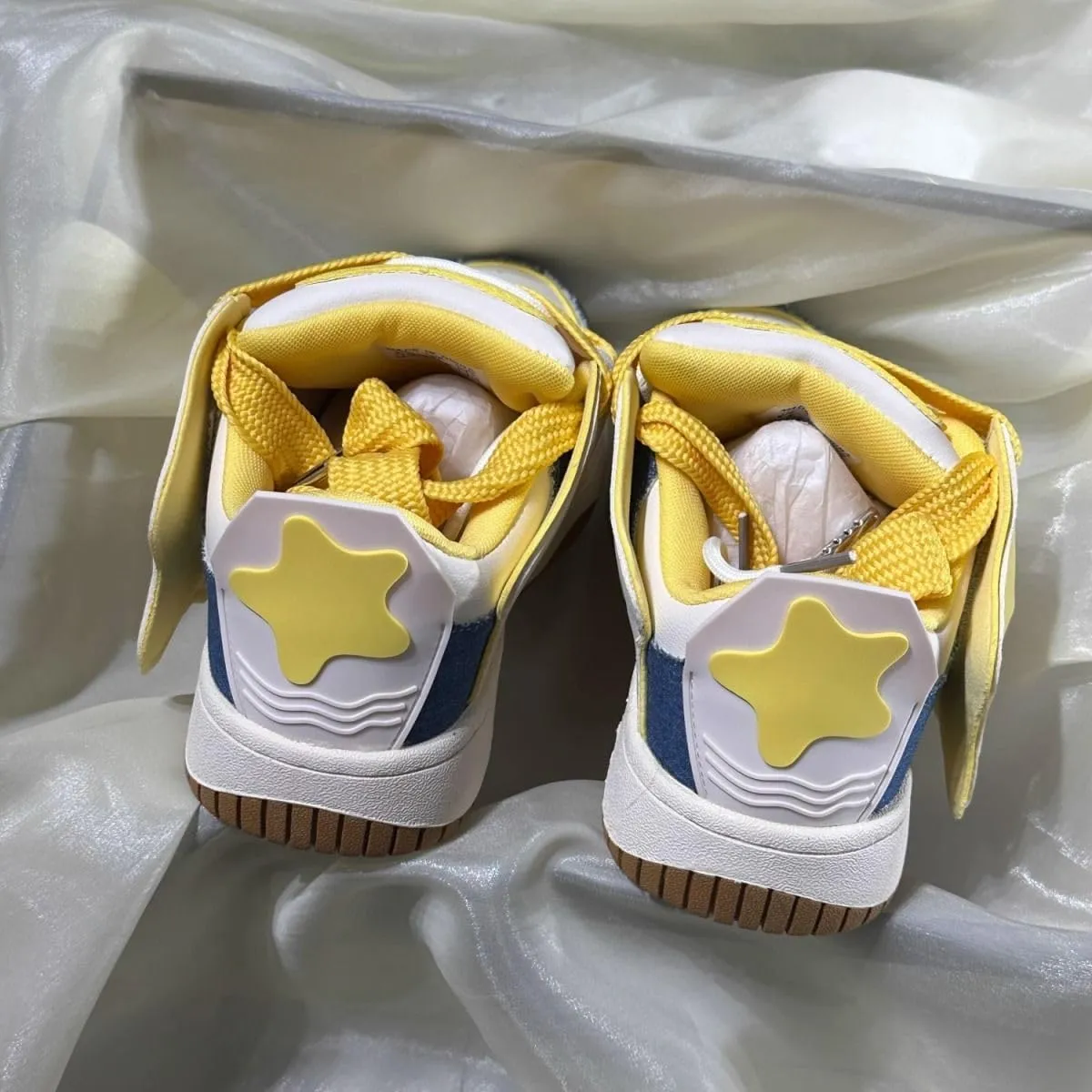 Geerta Star Sneaker - White Chunky Platform Thick Sole Walking Shoes Maximalism Y2K Dopamine Dressing Cute Kawaii Japanese Style for Women Girls Summer School