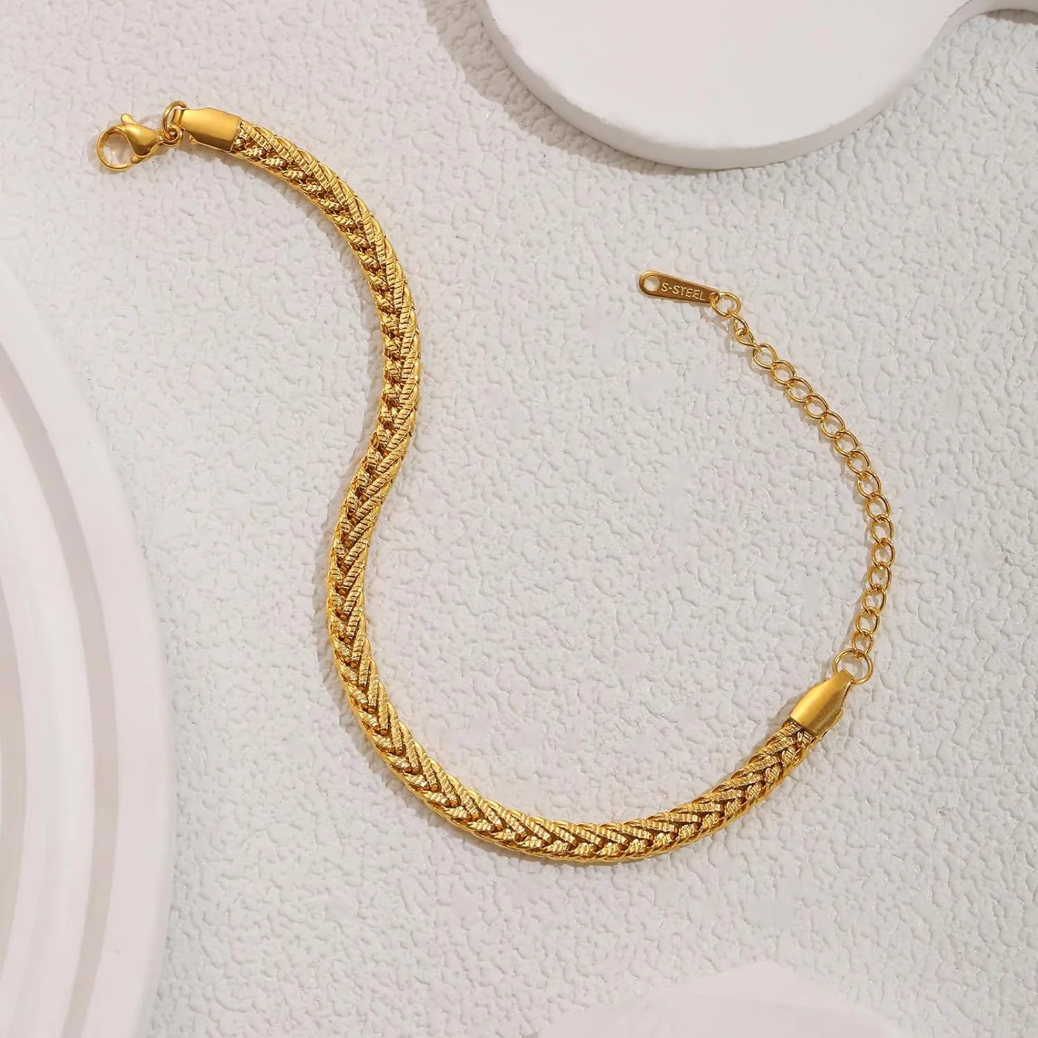 Gold Bracelets for Women Fashion Wide Face Tennis Bracelet for Women 18K Gold Plated Chunky Gold Bracelets for Women Zircon Pendant Chain Bracelet Delicate Thin Gold Bracelets for Women