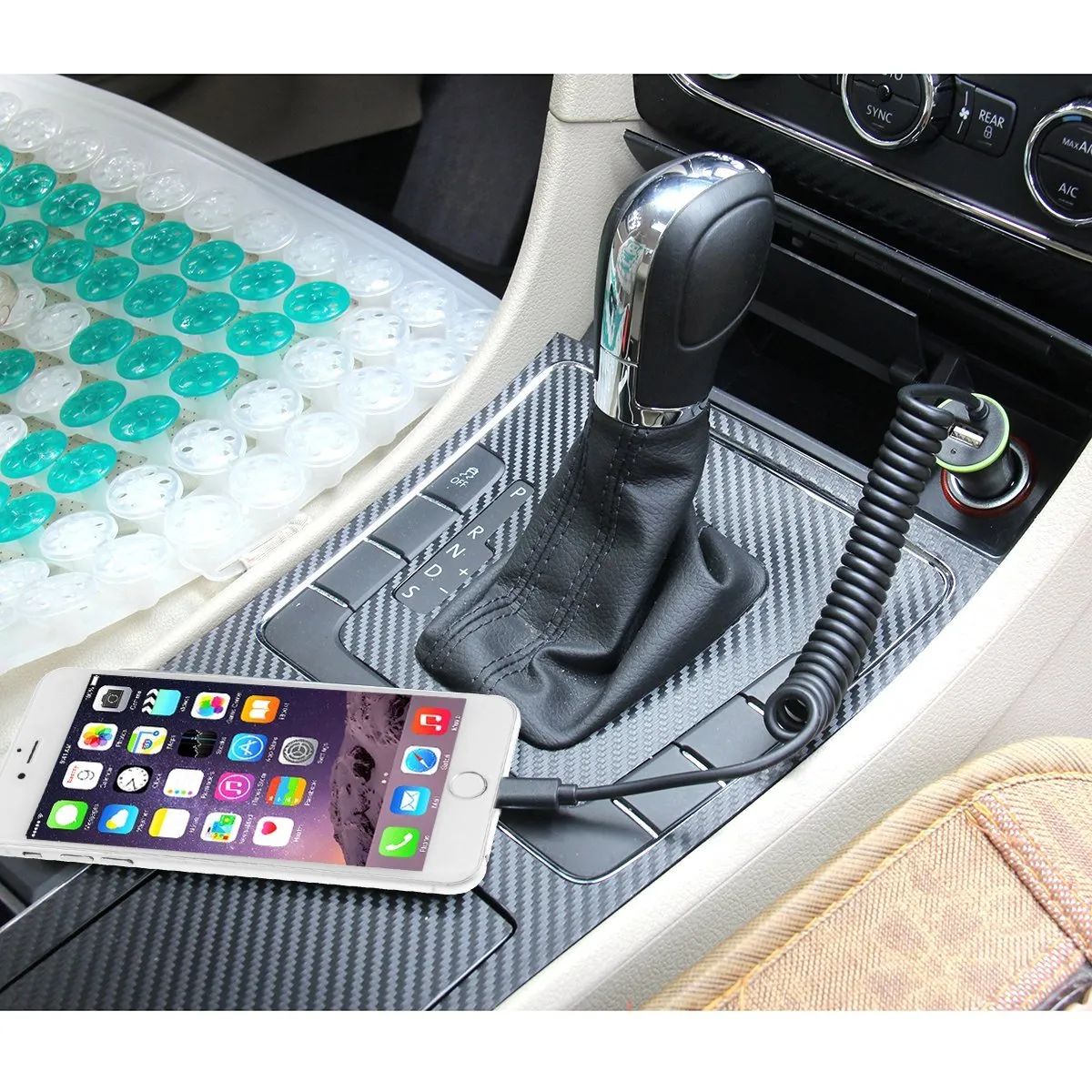 iTD Gear 3.4A Fast Car Charger with Coiled 8 Pin Cable