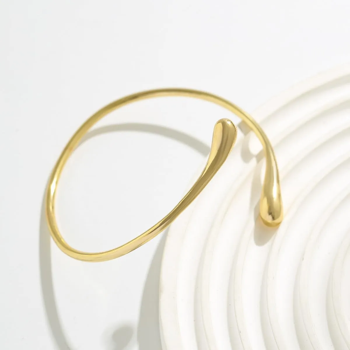 Minimalist Arm Cuff Gold Cuff Upper Arm Bracelet Dainty Layered Bangle Jewelry for Women