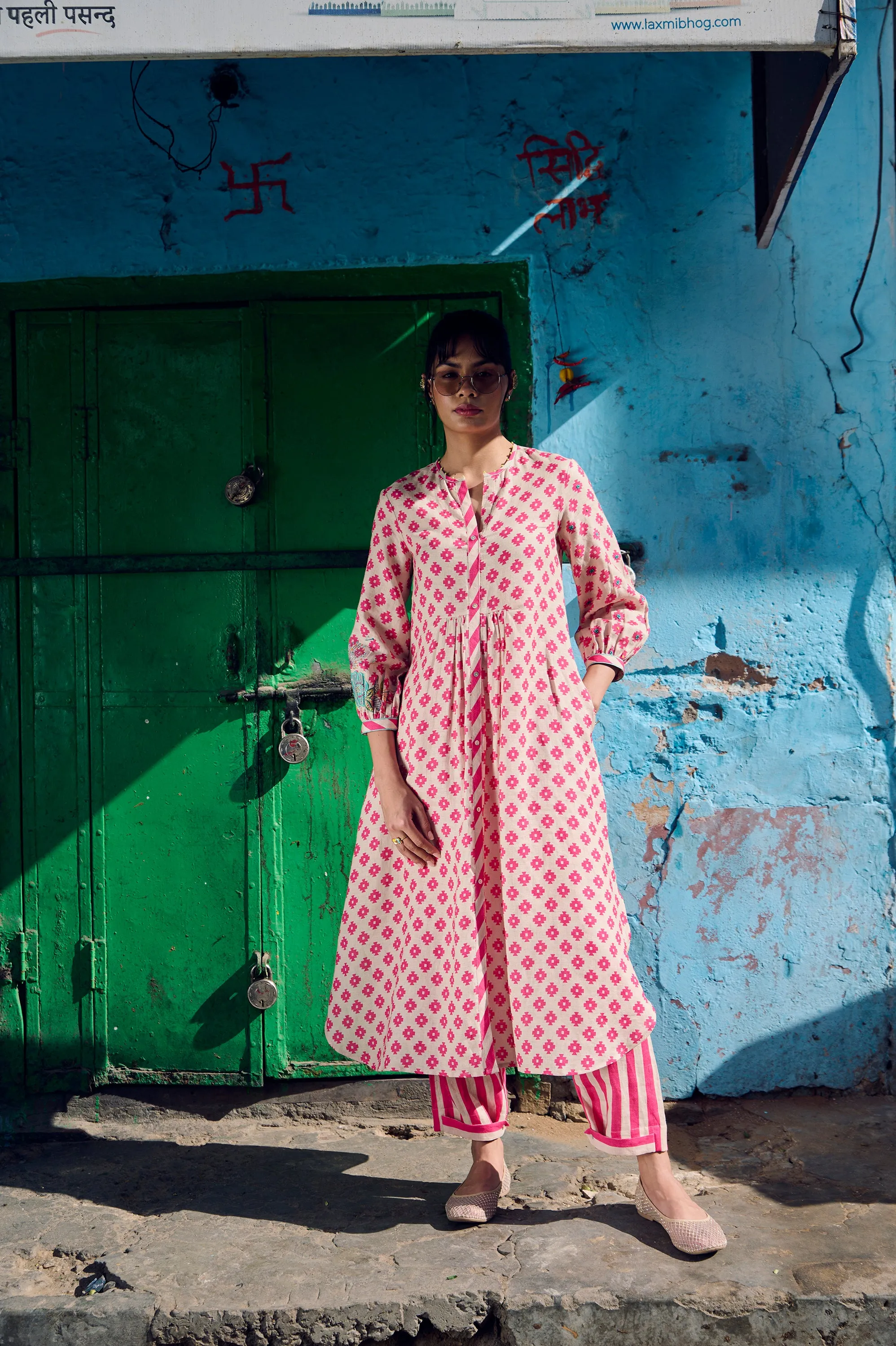 Safar Center Puckering Linen Kurta Set