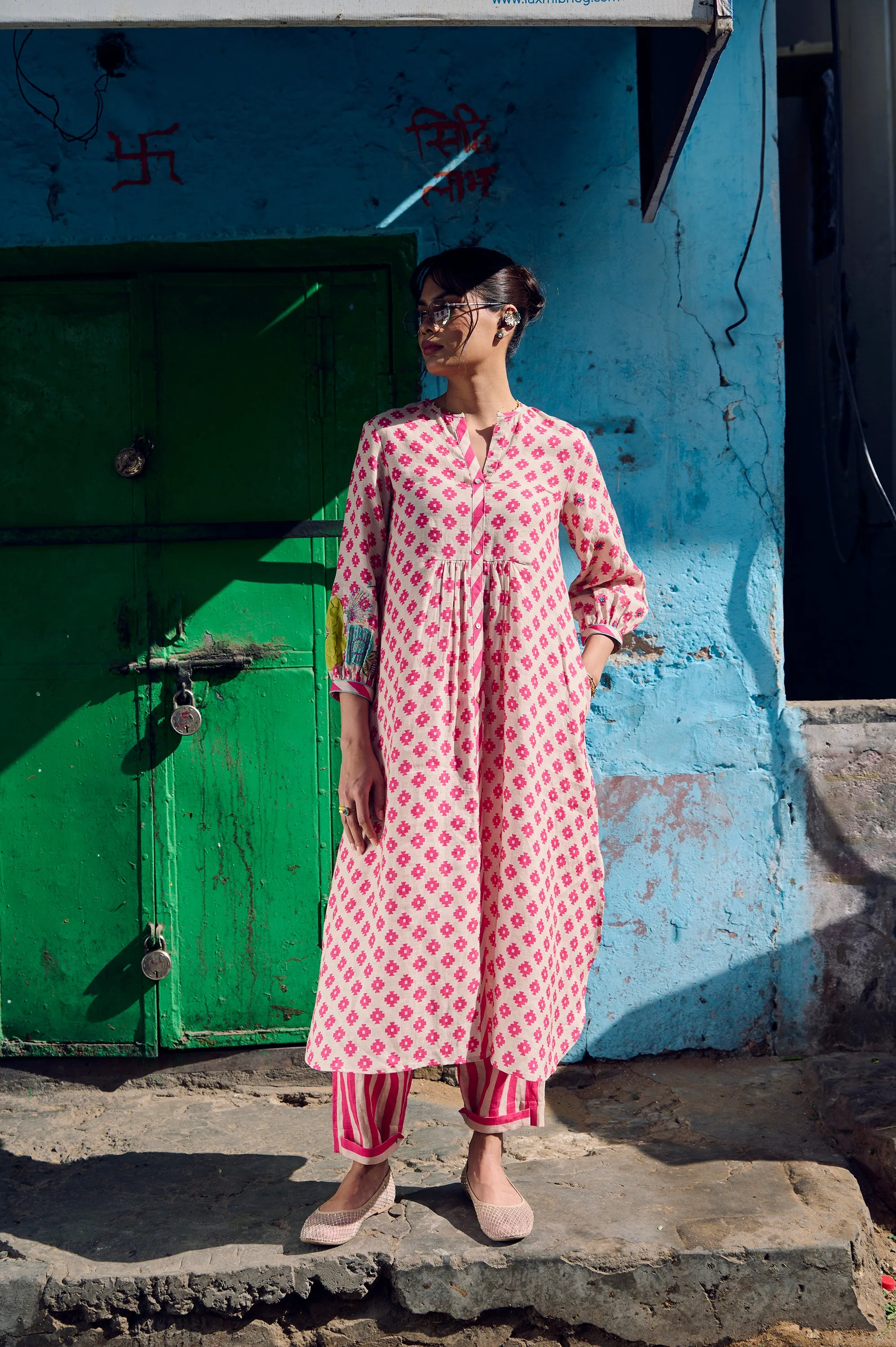 Safar Center Puckering Linen Kurta Set