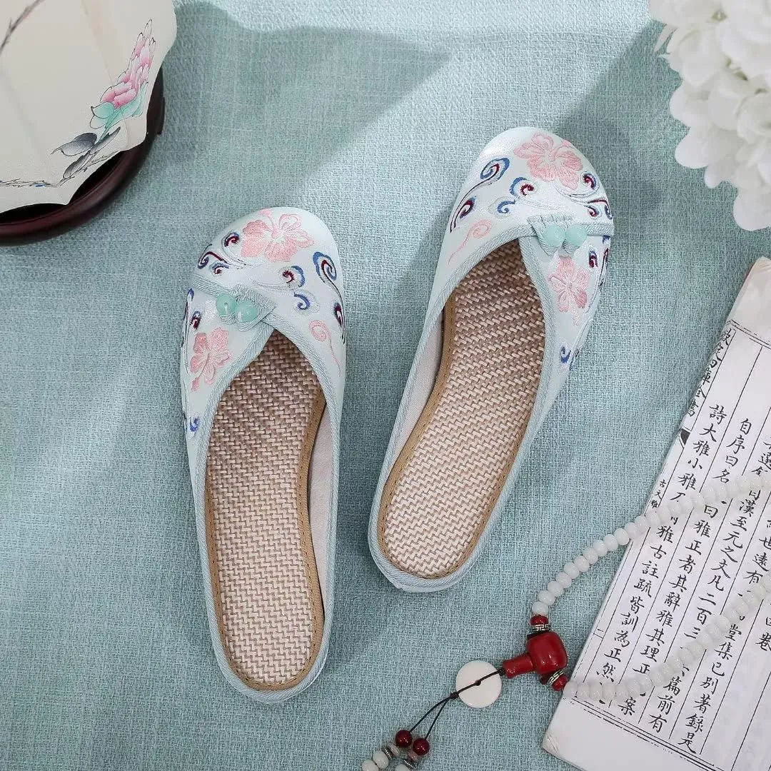Stunner Flat Mules for Women Round Toe Vintage Embroidered Slip on Loafers Backless Mules