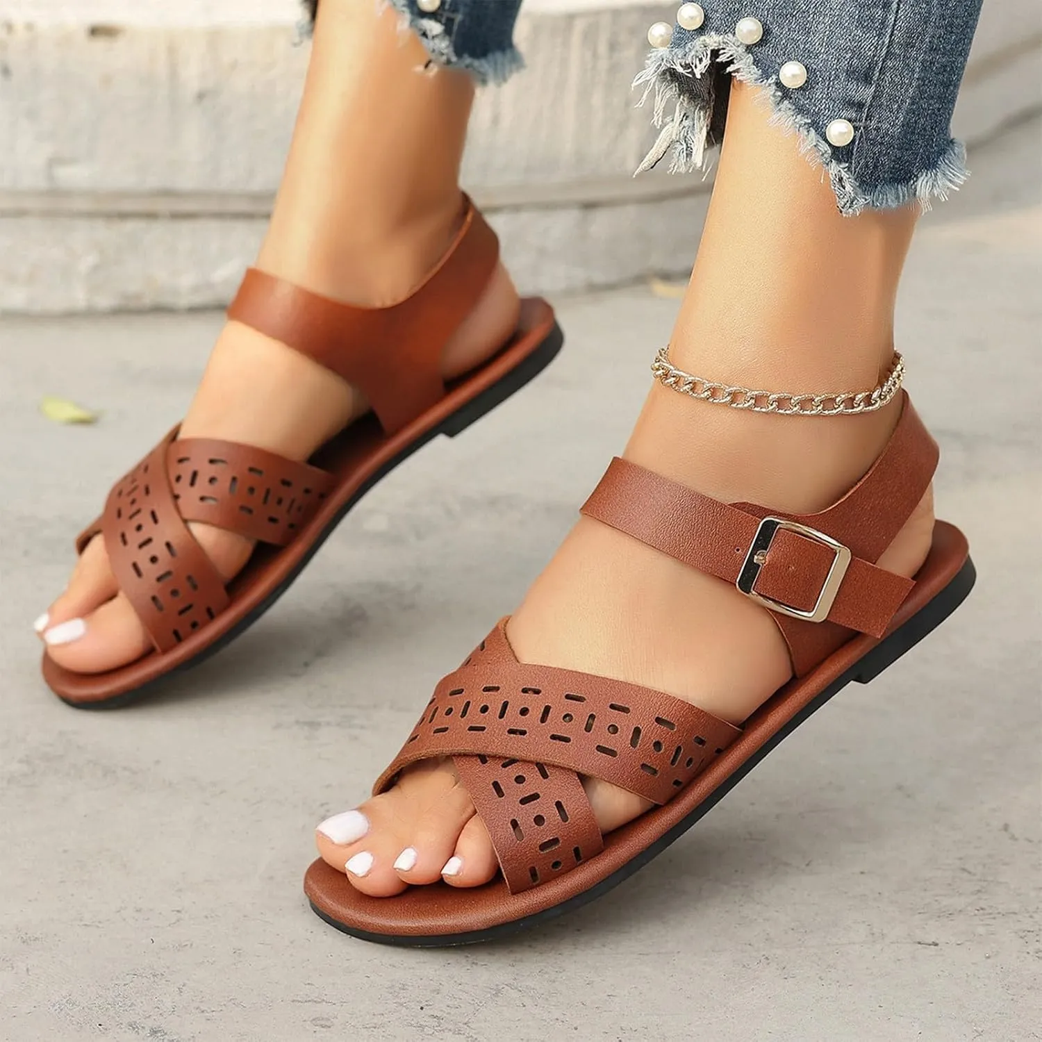 Women's Flat Sandals Comfortable Open Toe Casual Cross Strap Dress Sandal Summer Wide Width Vacation Beach Shoes Leather Fish Mouth Flats