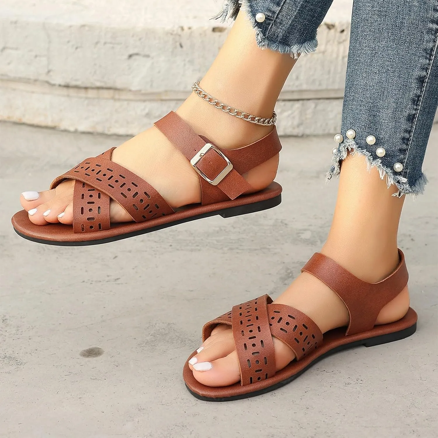 Women's Flat Sandals Comfortable Open Toe Casual Cross Strap Dress Sandal Summer Wide Width Vacation Beach Shoes Leather Fish Mouth Flats