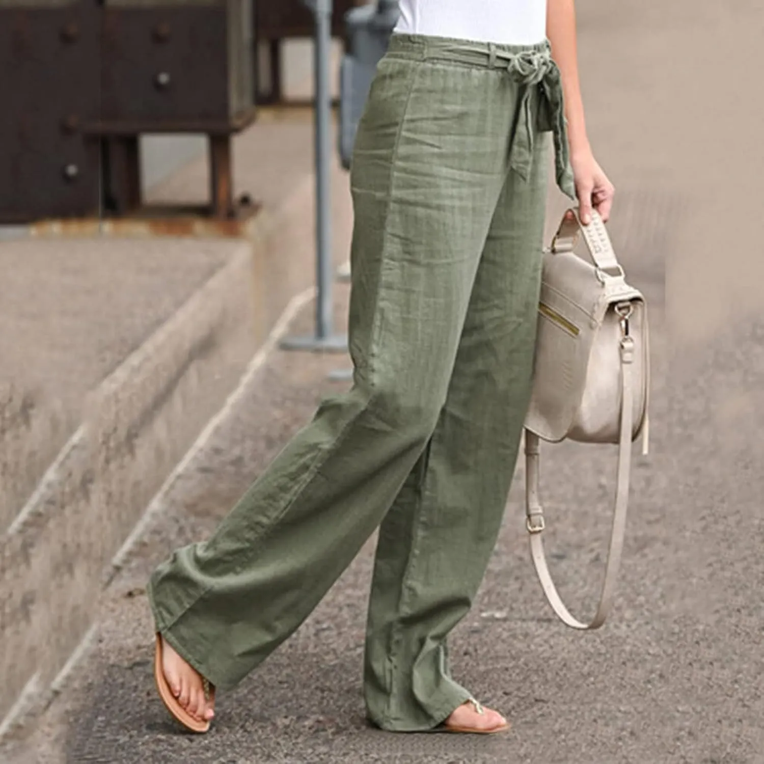 Women's Wide Leg Sweatpants Winter Compression Hiking Sweatpants with Pockets Flare Leggings High Waisted